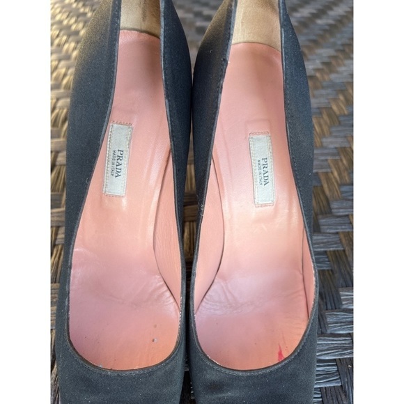 Prada BLACK SATIN PUMP - Picture 10 of 12